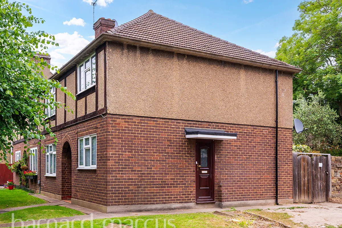 Fyfield Road, ENFIELD