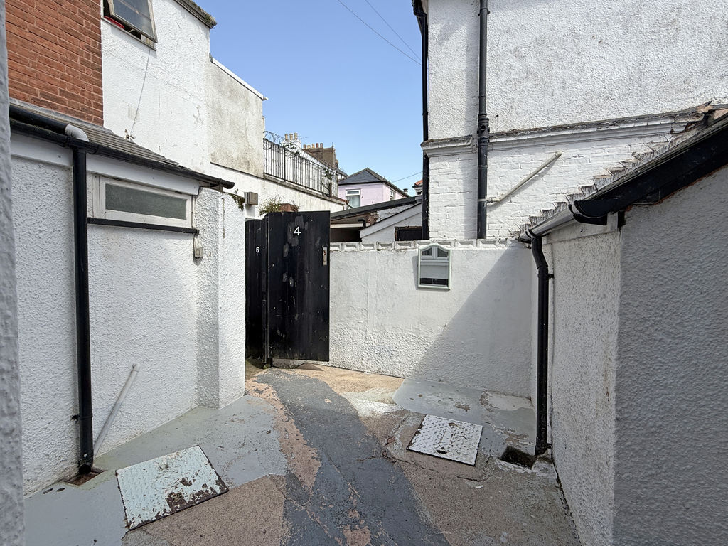 Newtown, Sidmouth Image 17