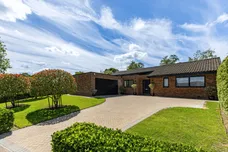 The Deerings, Harpenden, AL5 photo 1