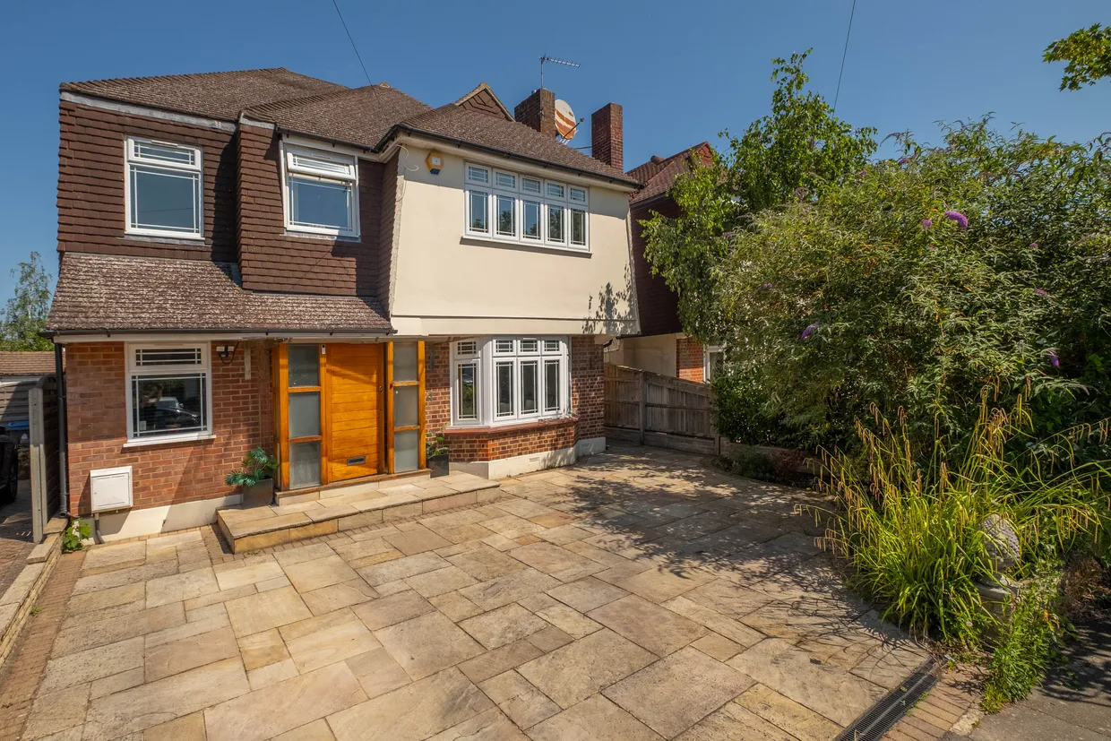 Fir Grove, New Malden, KT3 photo 1