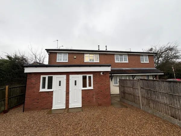 Room 1, Rochford Dr, LU2