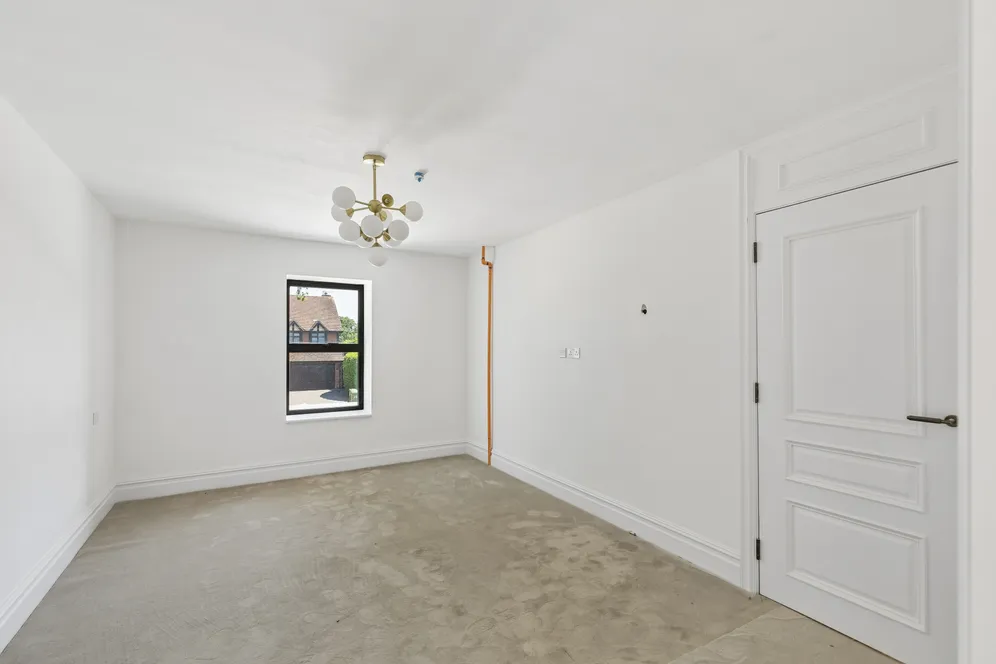 Plot 5 Pipers Green Lane, Edgware, HA8 photo 13