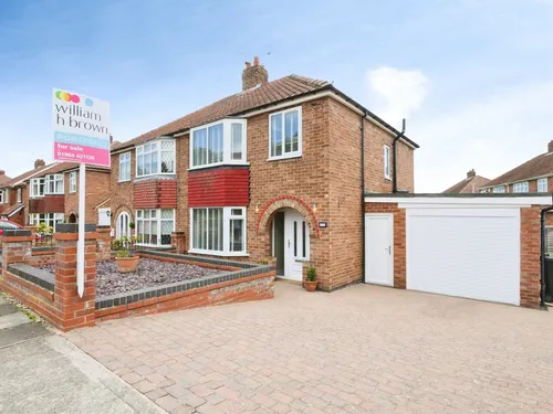 Howe Hill Close, Yorkphoto