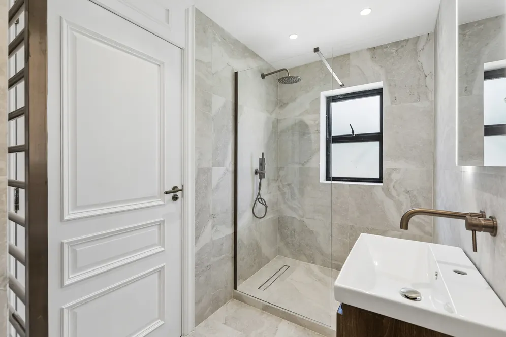Plot 5 Pipers Green Lane, Edgware, HA8 photo 18