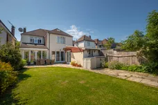 Fir Grove, New Malden, KT3 photo 19