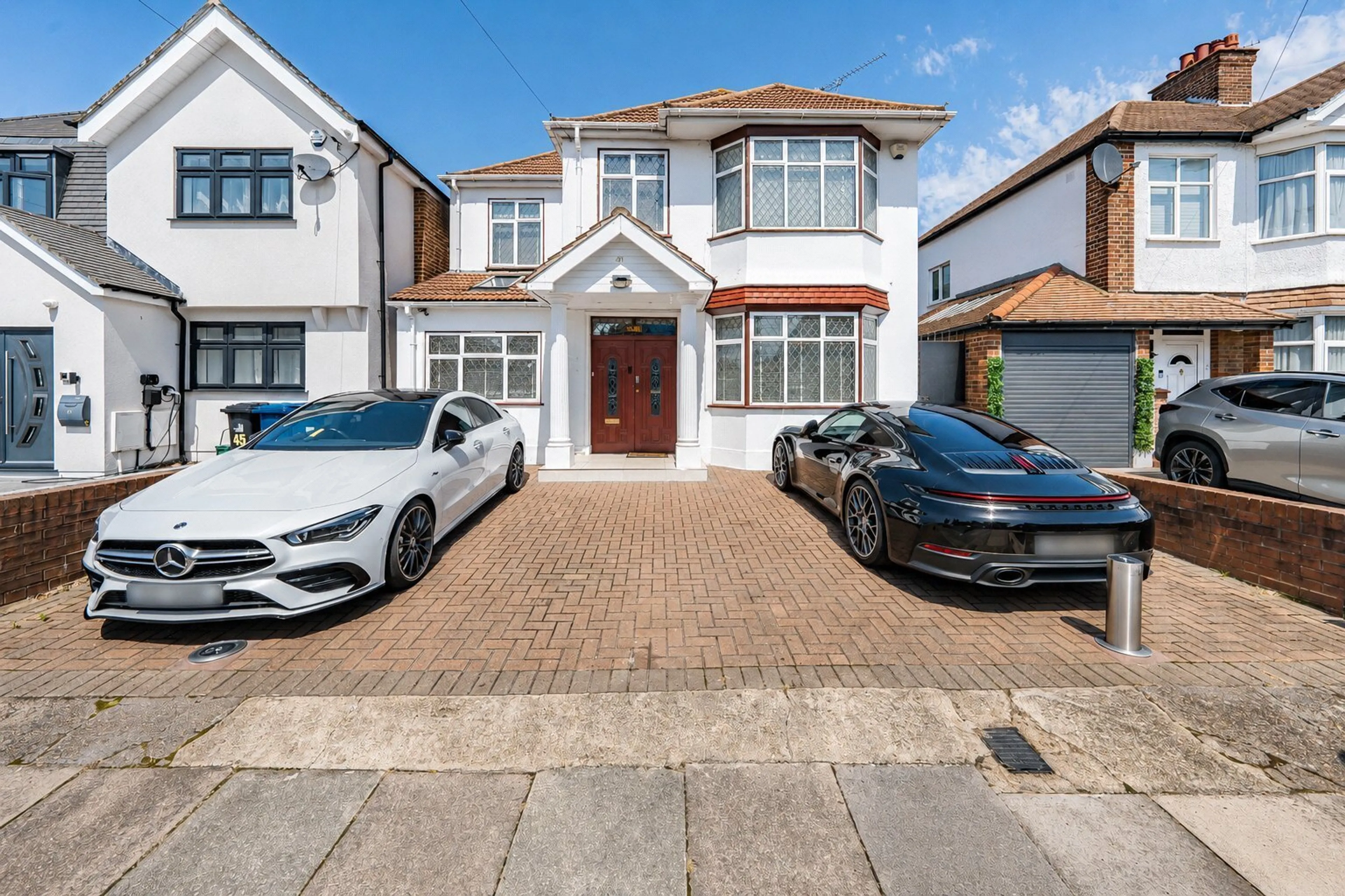 Property at Shaftesbury Avenue, Norwood Green, UB2