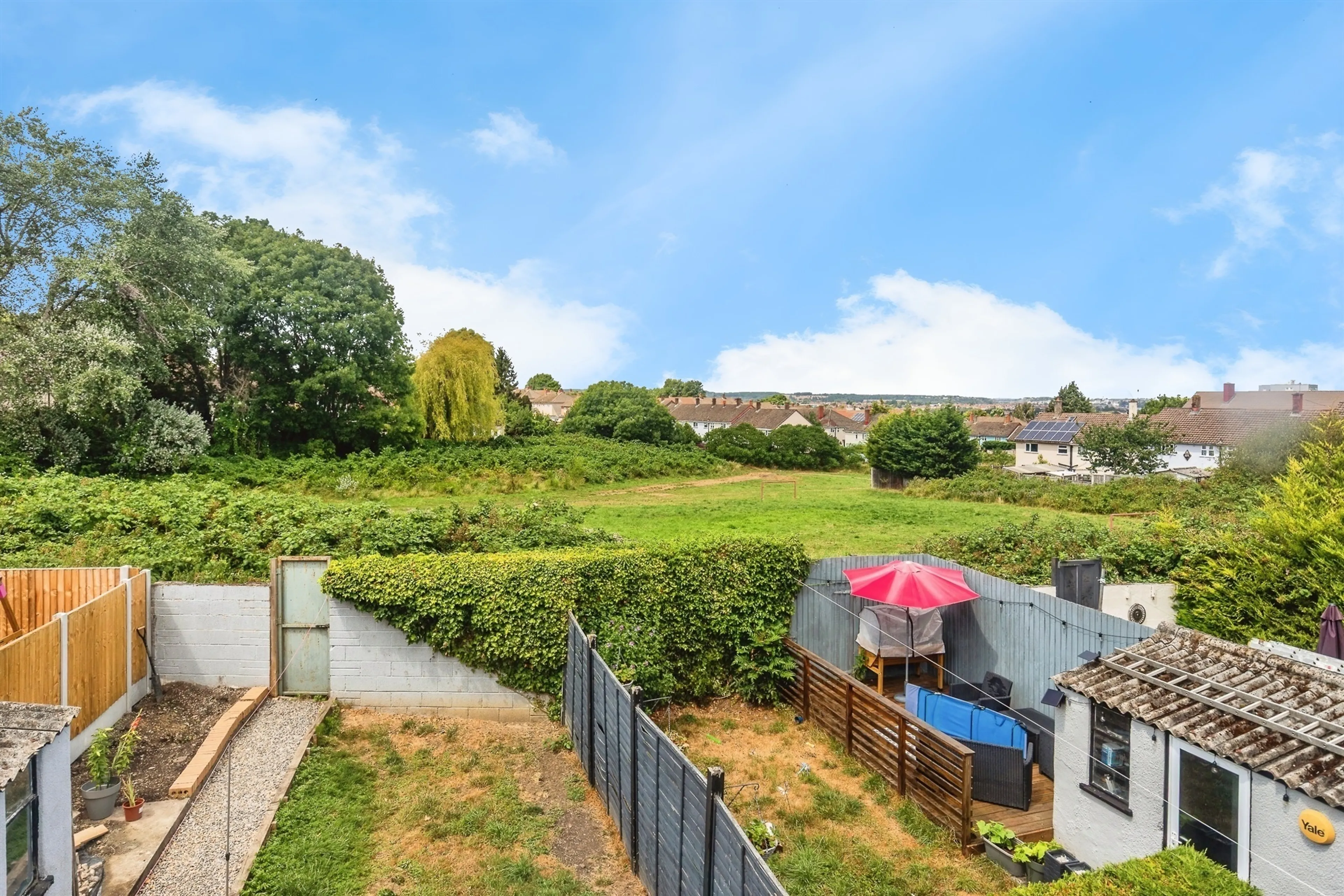 Property photo 0