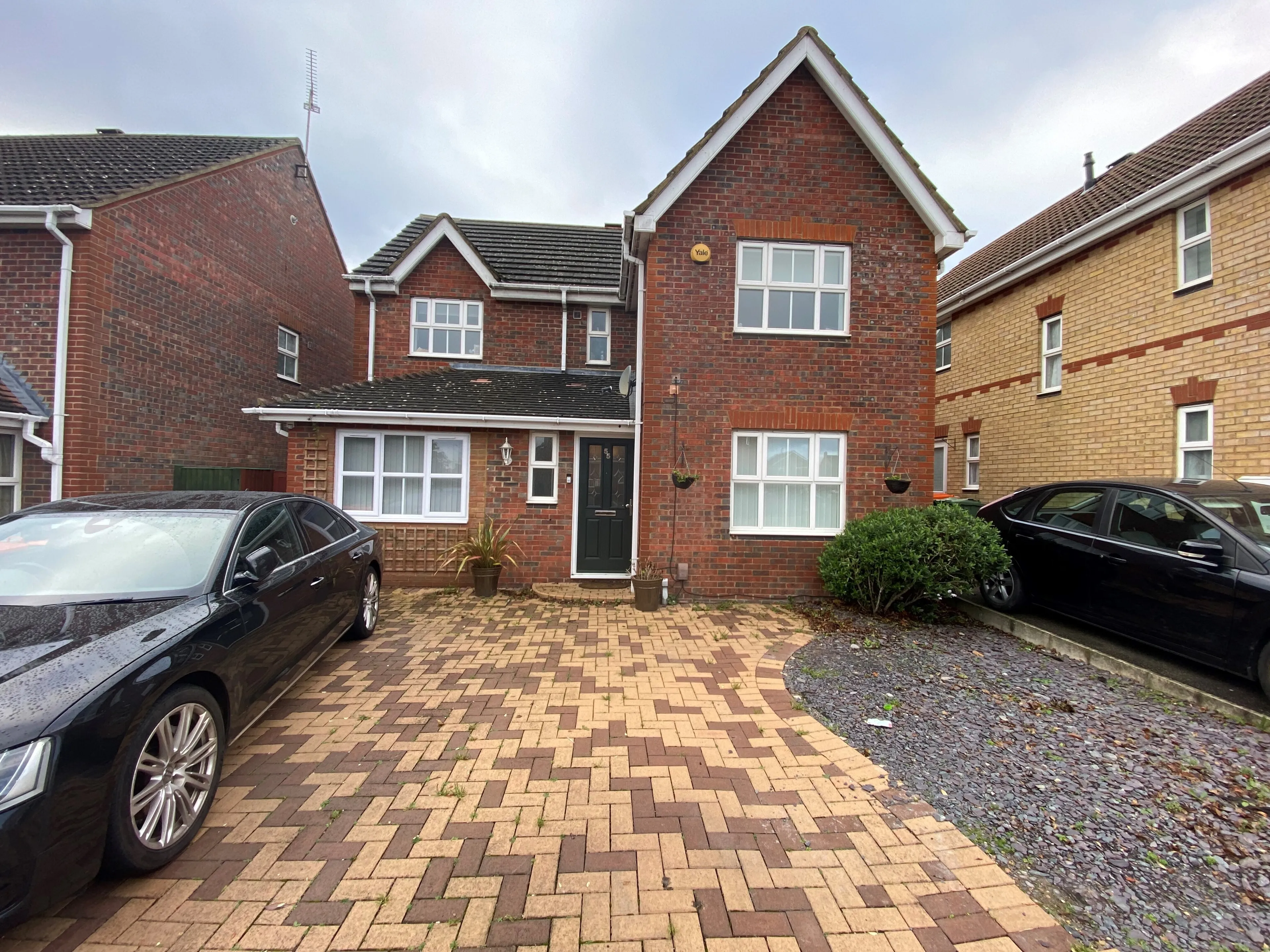 Property photo 0