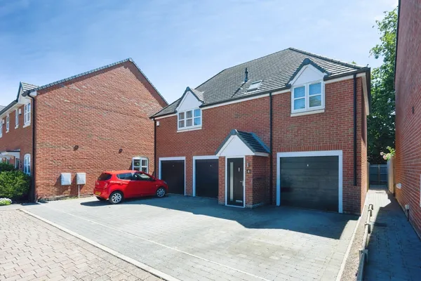 Kingsley Close, Stratford-upon-Avon, ...