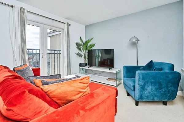 Blue Cedar Drive, Streetly, B74