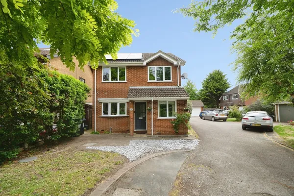 Sanway Road, WEST BYFLEET, Surrey, KT14