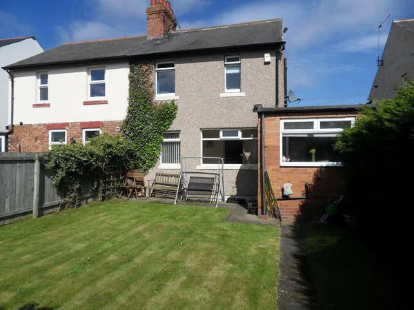 Waterloo Road, Wellfield