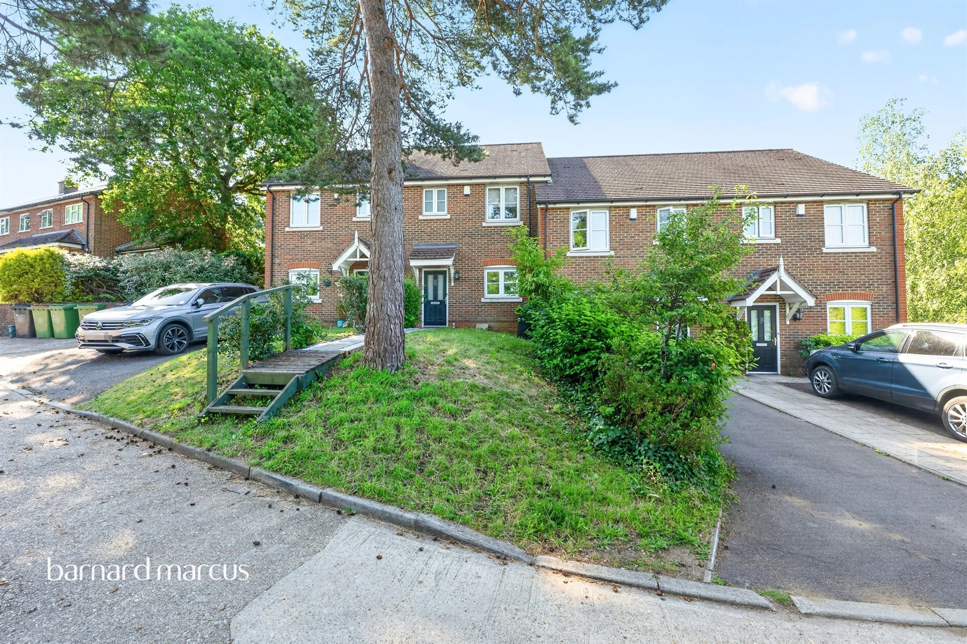 Property at Broome Cottages, Dorking
