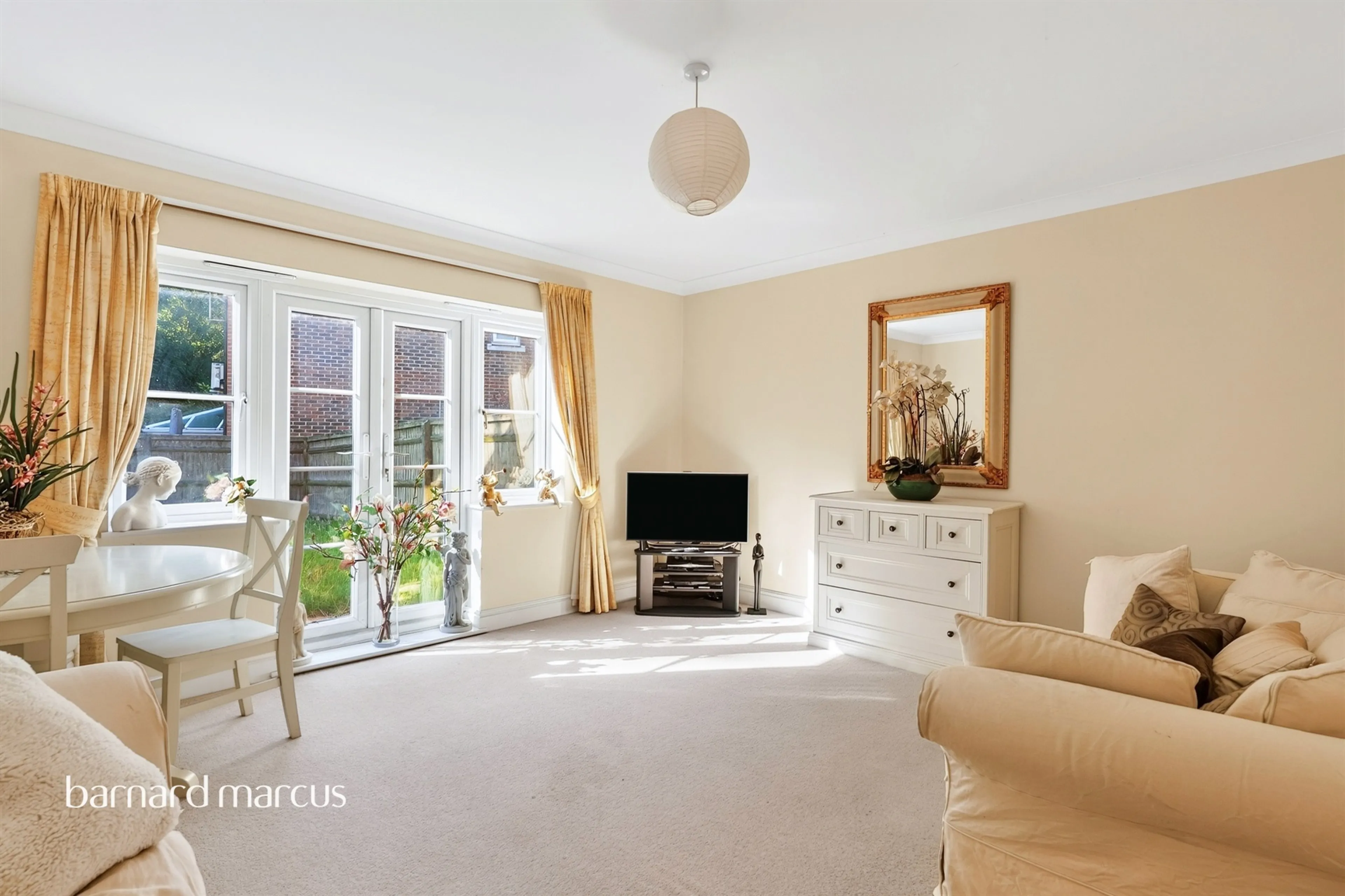 Property at Broome Cottages, Dorking