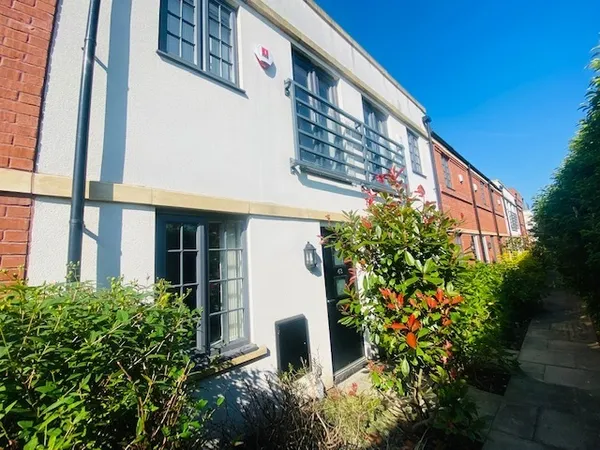 Wolsey Island Way, LE4 5FA