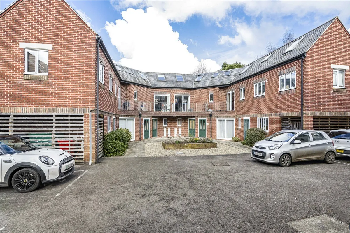 Magdalen Road, Oxford, Oxfordshire, OX4