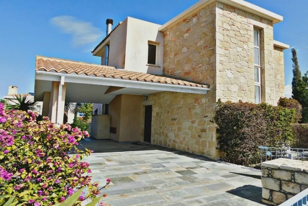 3 B/R Villa : Latchi, Latchi