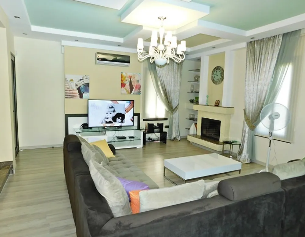 3 B/R Villa with mountain views : Peyia, Paphos