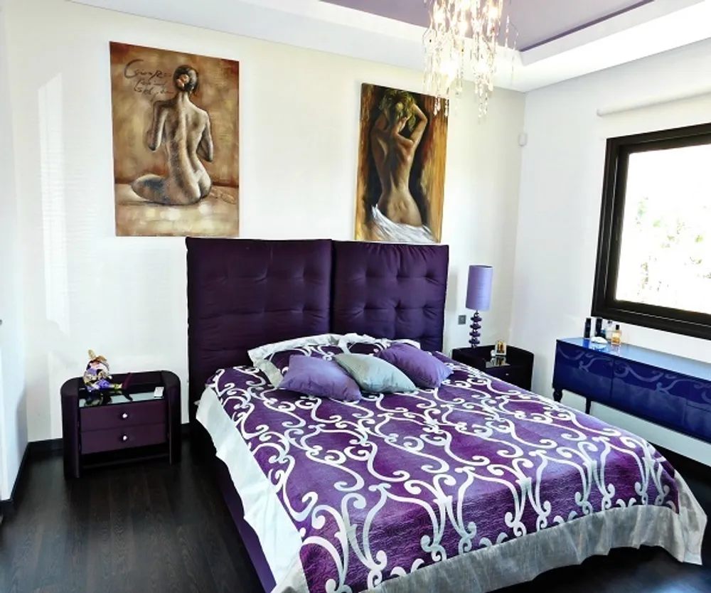 3 B/R Villa with mountain views : Peyia, Paphos