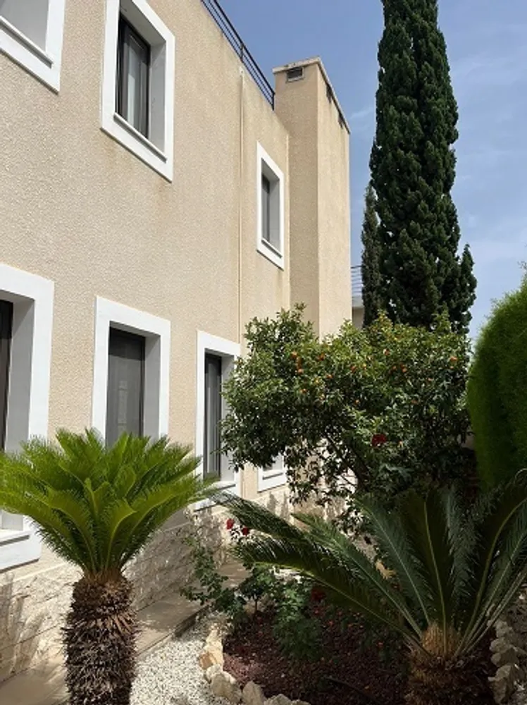 3 B/R Villa with mountain views : Peyia, Paphos