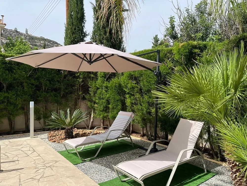 3 B/R Villa with mountain views : Peyia, Paphos