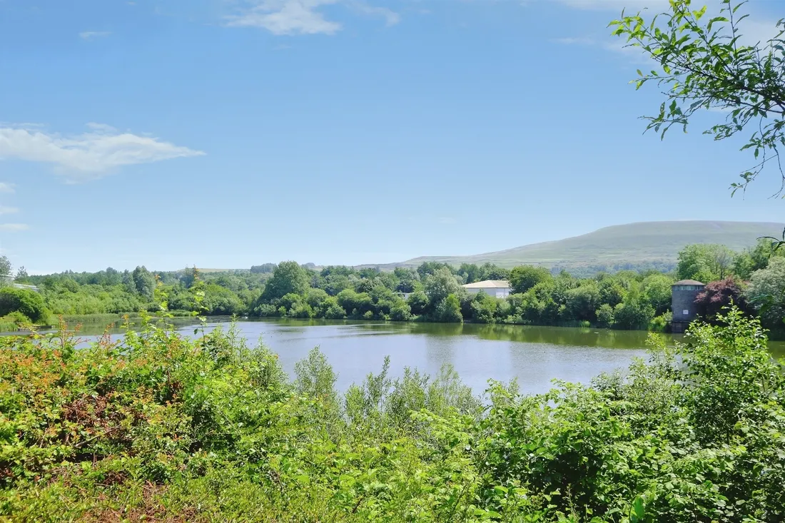 Property photo 24