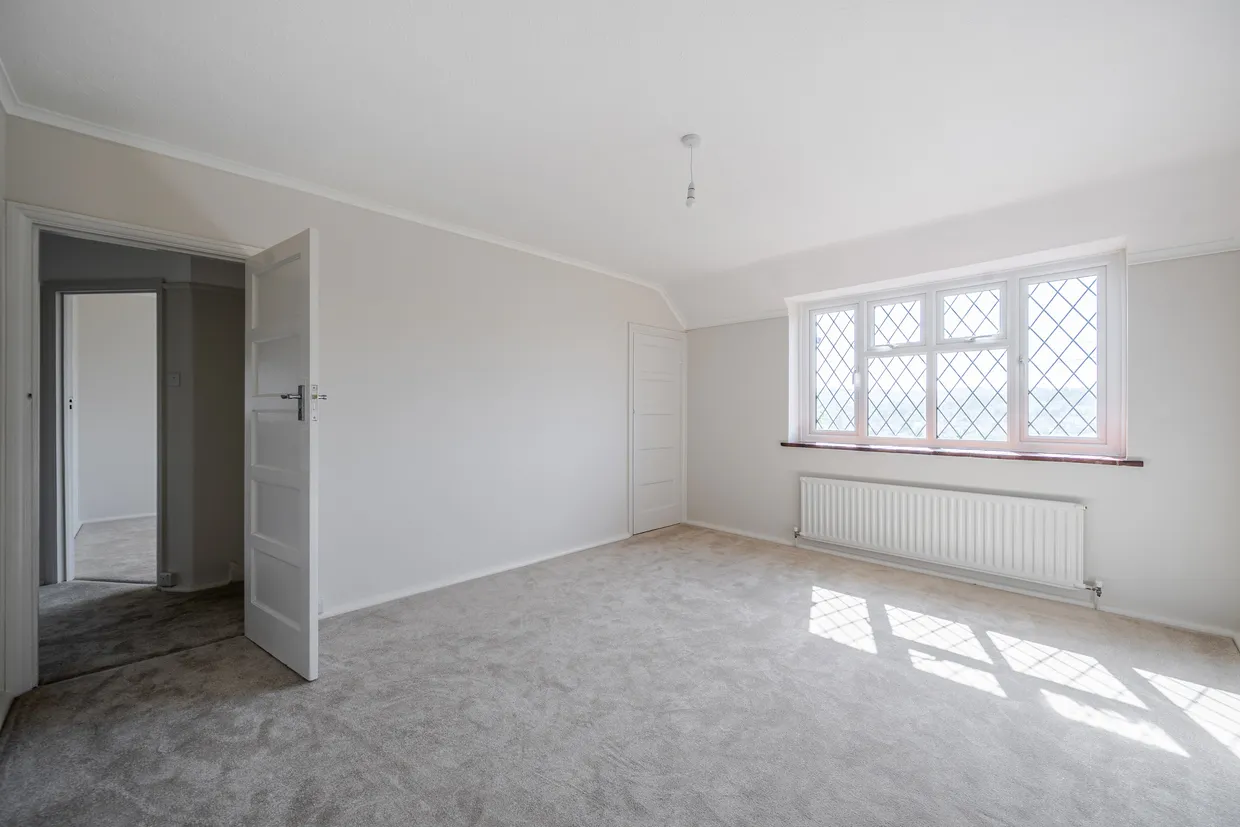 Kingsdown Avenue, South Croydon, CR2 photo 11