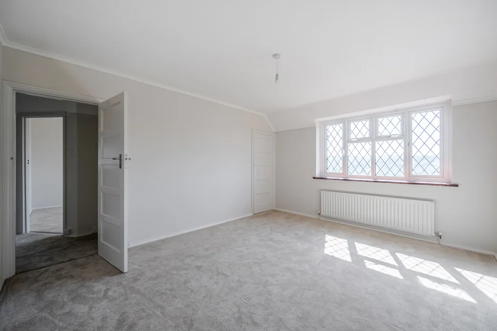 Kingsdown Avenue, South Croydon, CR2 photo 11