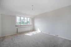 Kingsdown Avenue, South Croydon, CR2 photo 15