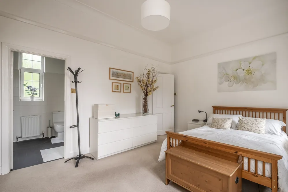 Putney Hill, London, SW15 photo 12