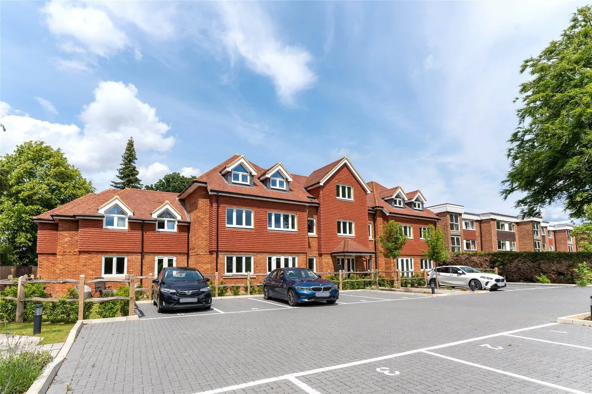 Doods Park Road, Reigate, Surrey, RH2