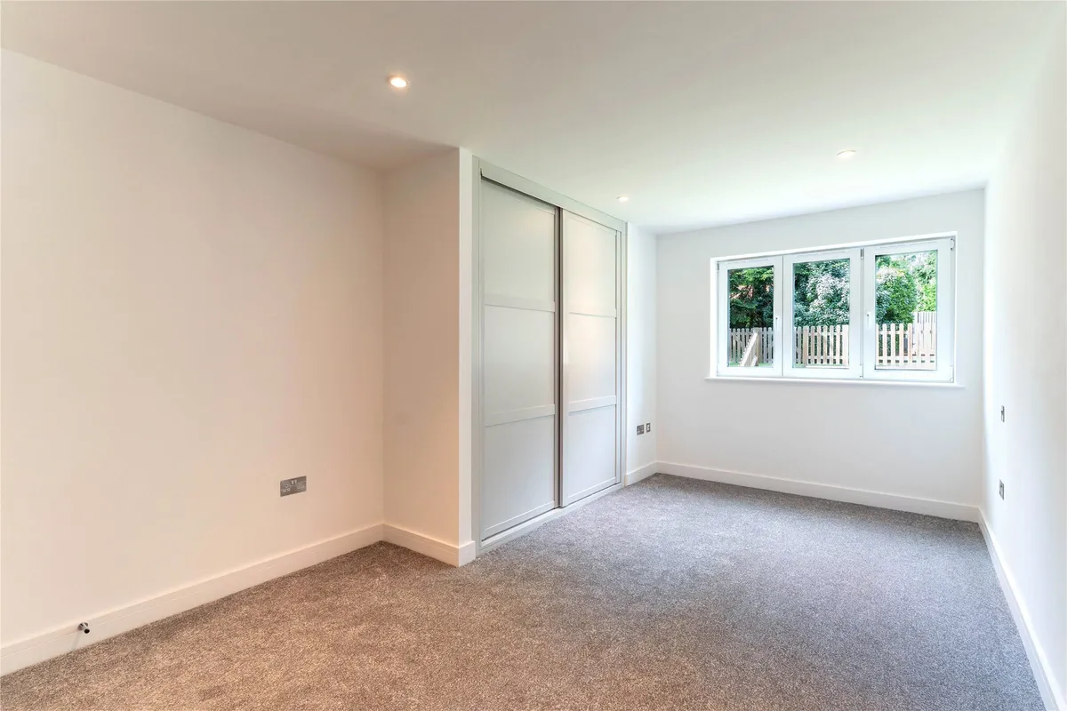Doods Park Road, Reigate, Surrey, RH2
