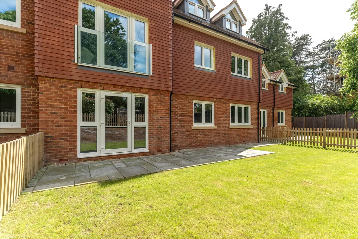 Doods Park Road, Reigate, Surrey, RH2
