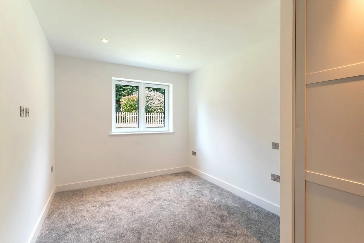 Doods Park Road, Reigate, Surrey, RH2