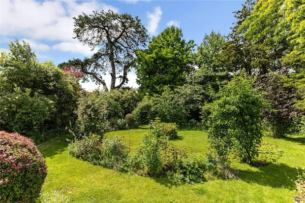 Guillards Oak, Midhurst, GU29 photo 5