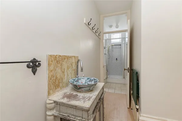 Guillards Oak, Midhurst, GU29 photo 9