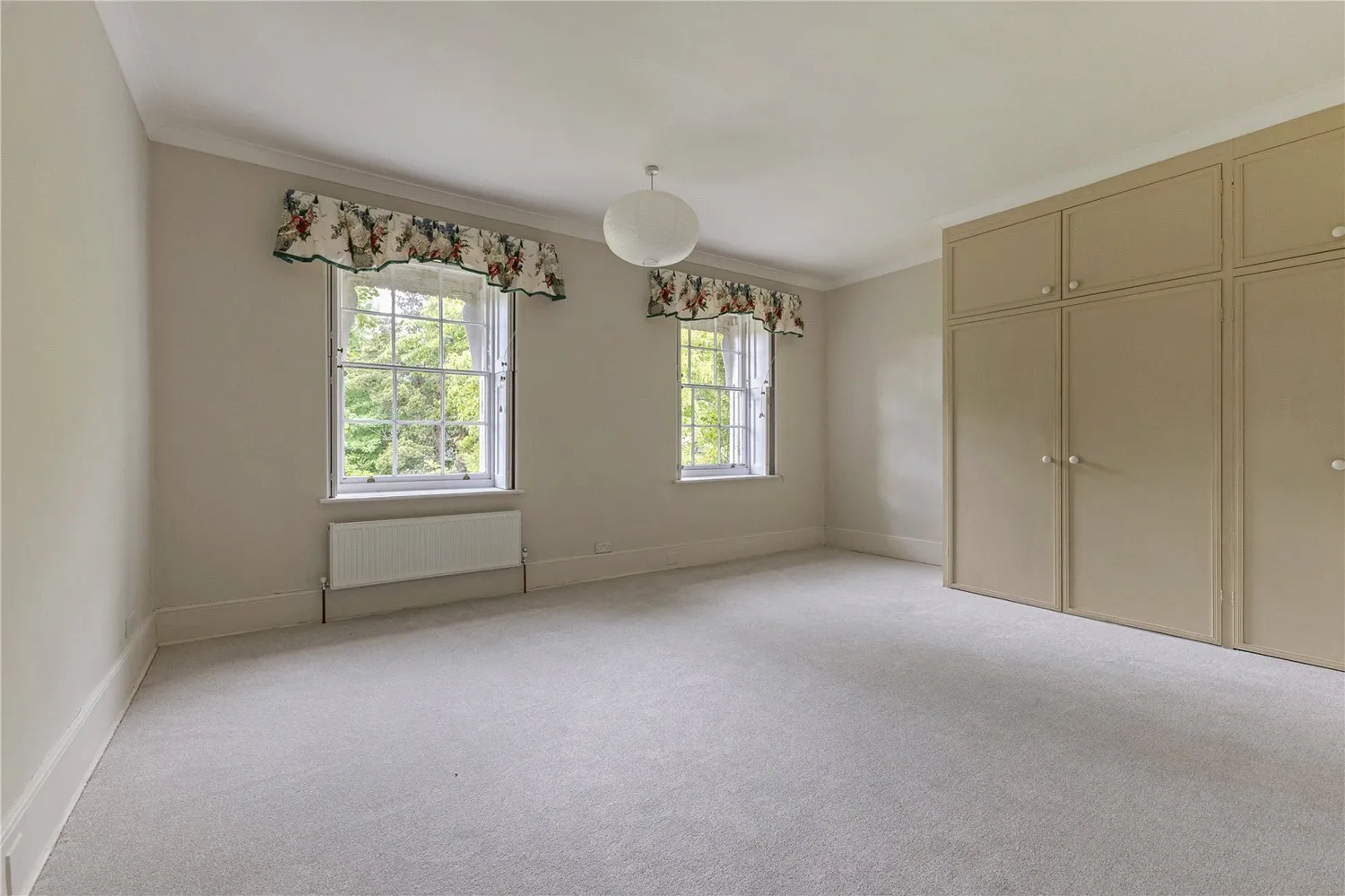 Guillards Oak, Midhurst, GU29 photo 11