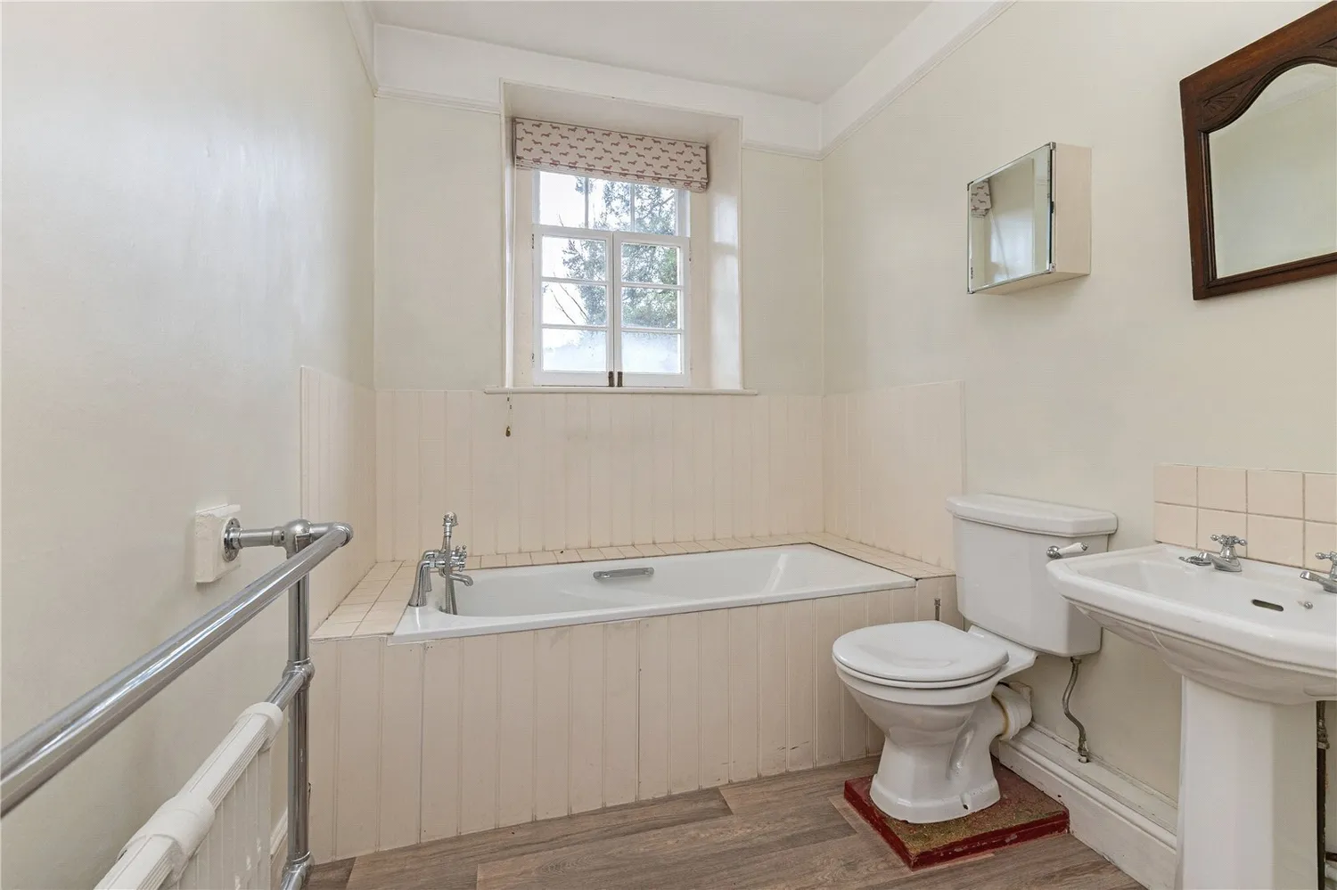 Guillards Oak, Midhurst, GU29 photo 12