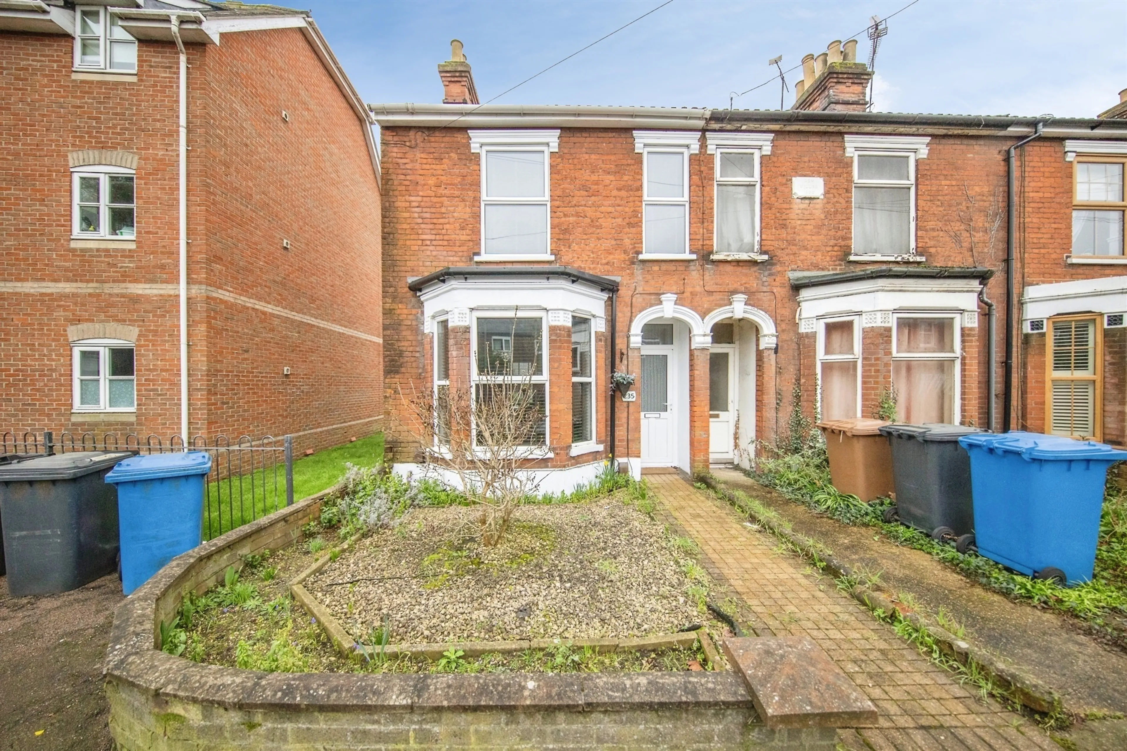 Property photo 0