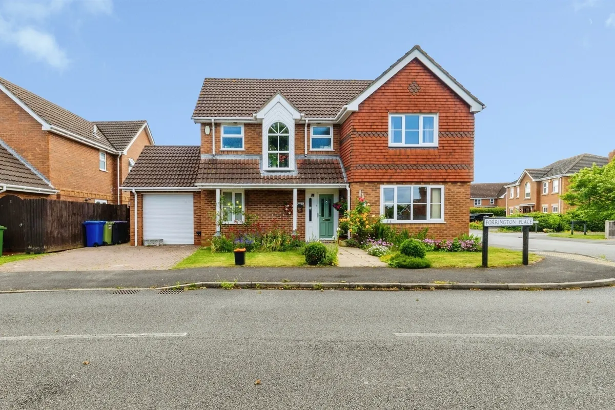 Forrington Place, Saxilby, Lincoln