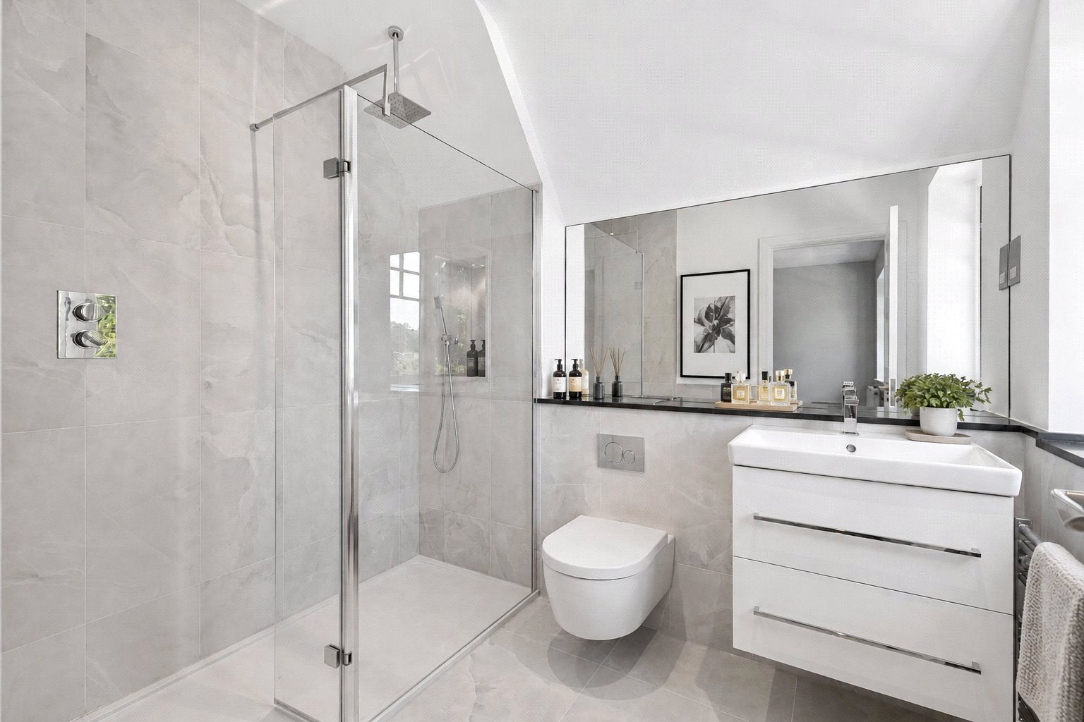 Brunswick Place, Weybridge, Surrey, KT13 Image 9