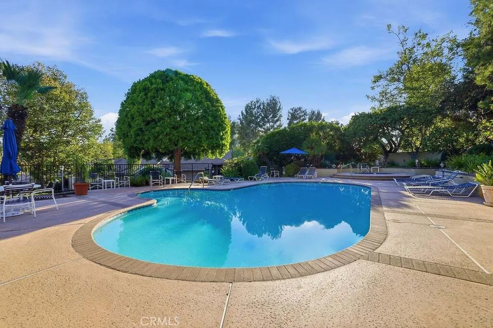 2021 Rosemont Ave, Pasadena, CA 91103
