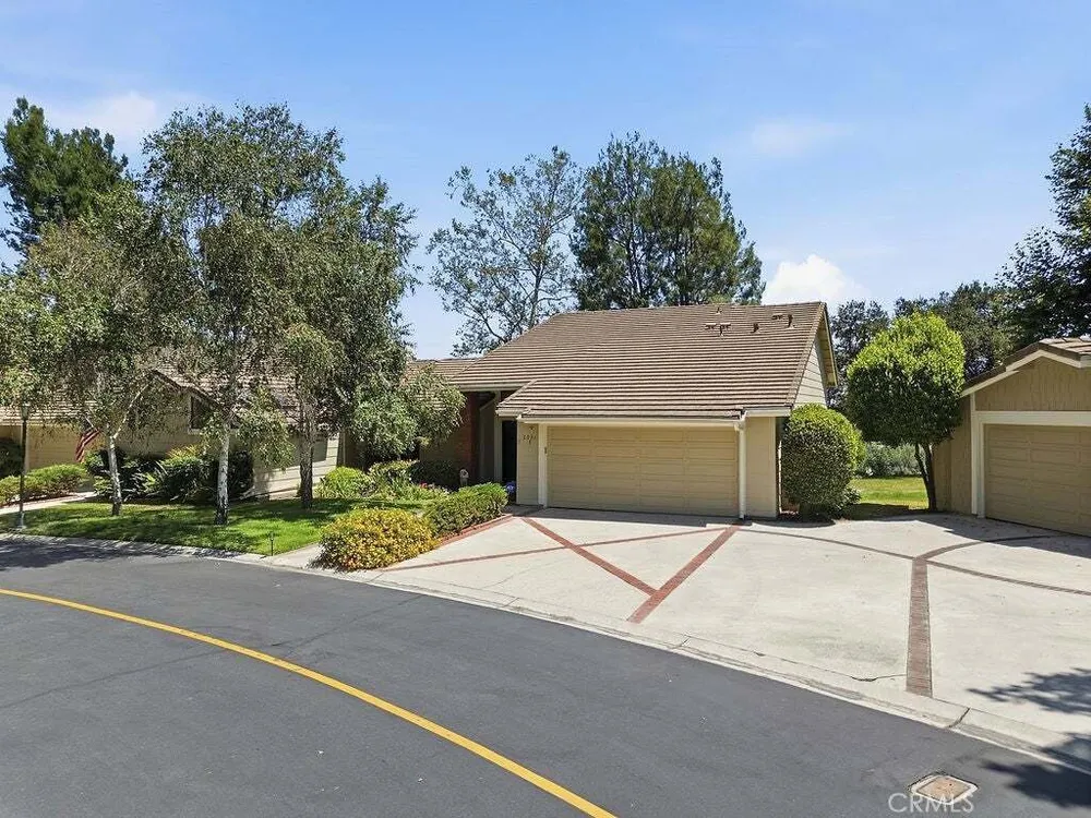 2021 Rosemont Ave, Pasadena, CA 91103