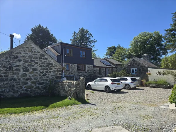 Clynnogfawr, Caernarfon, Gwynedd, LL54