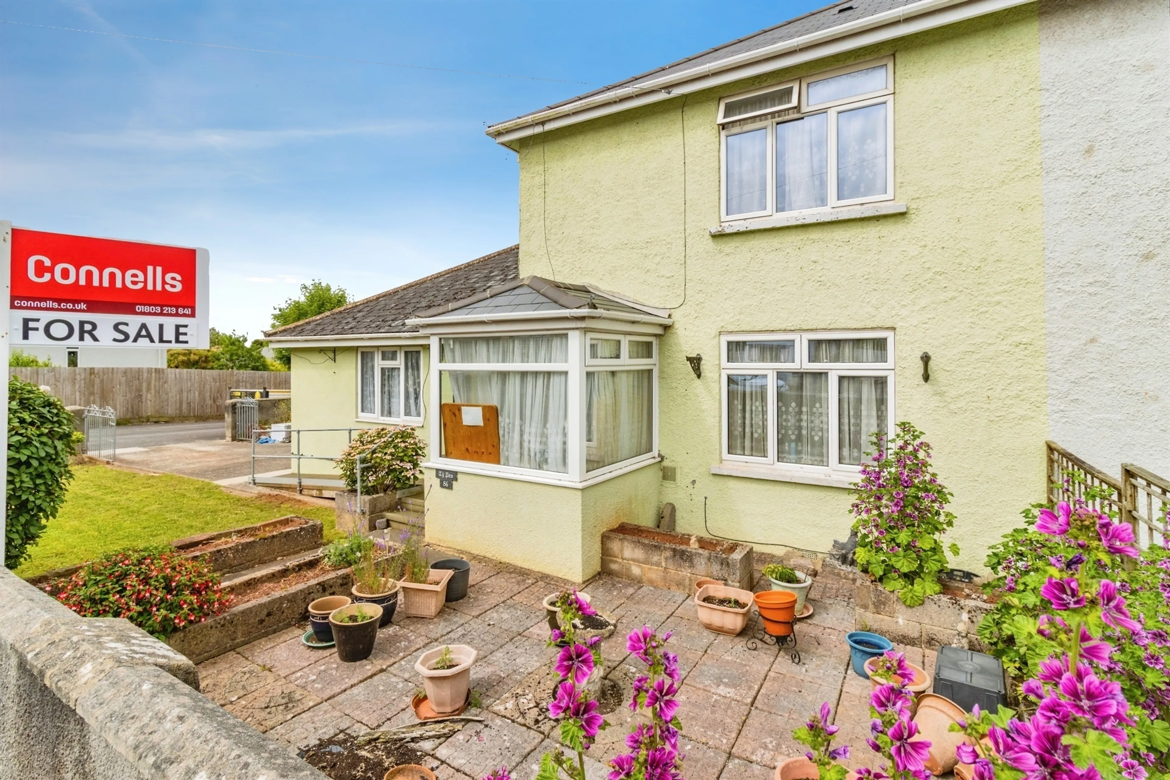 Property photo 0
