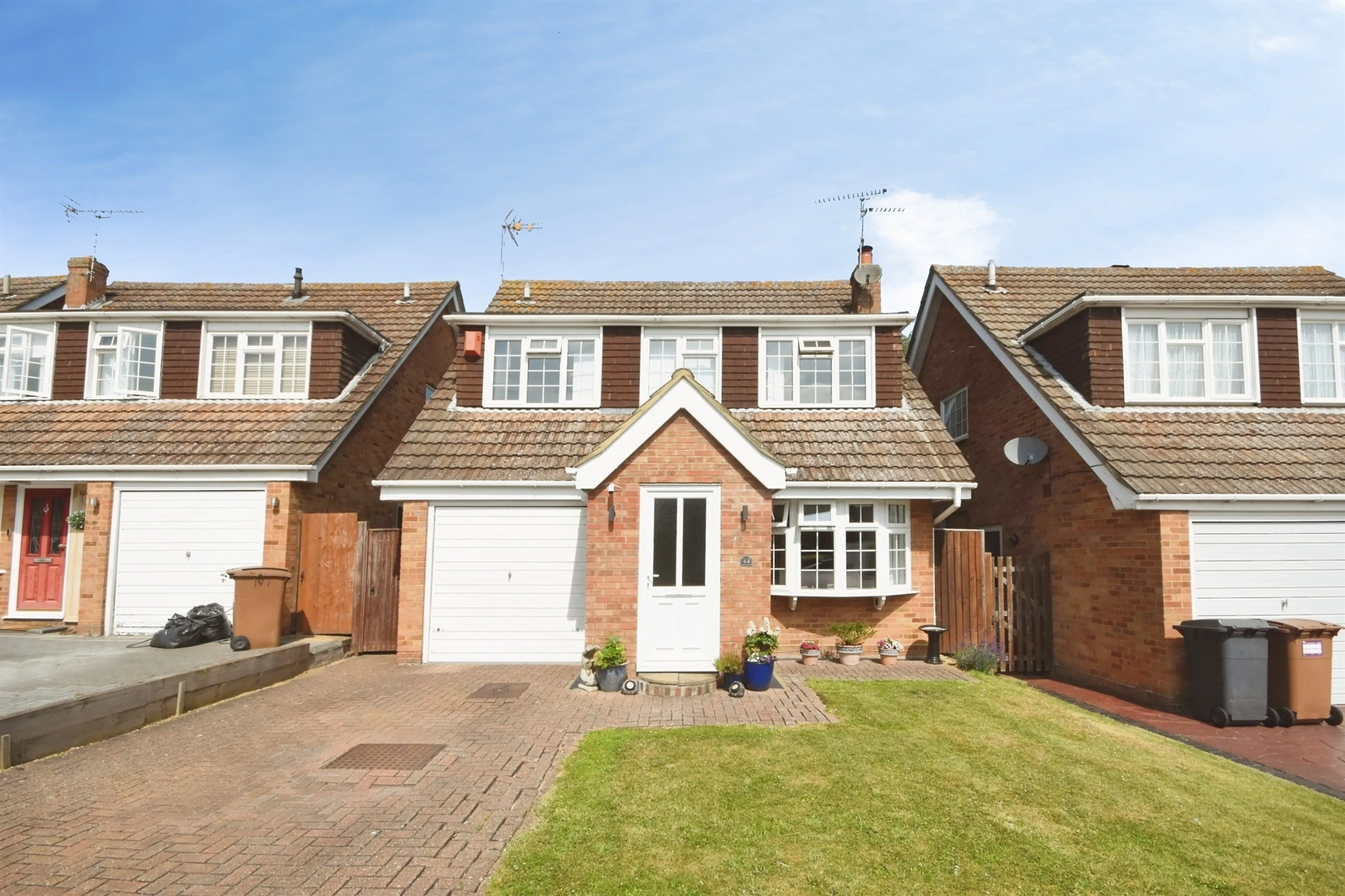 Property at Honey Close, Great Baddow, Chelmsford