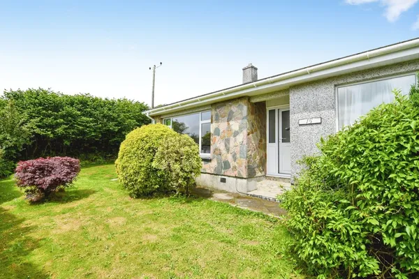 Caradon Close, Pensilva, Liskeard, Co...