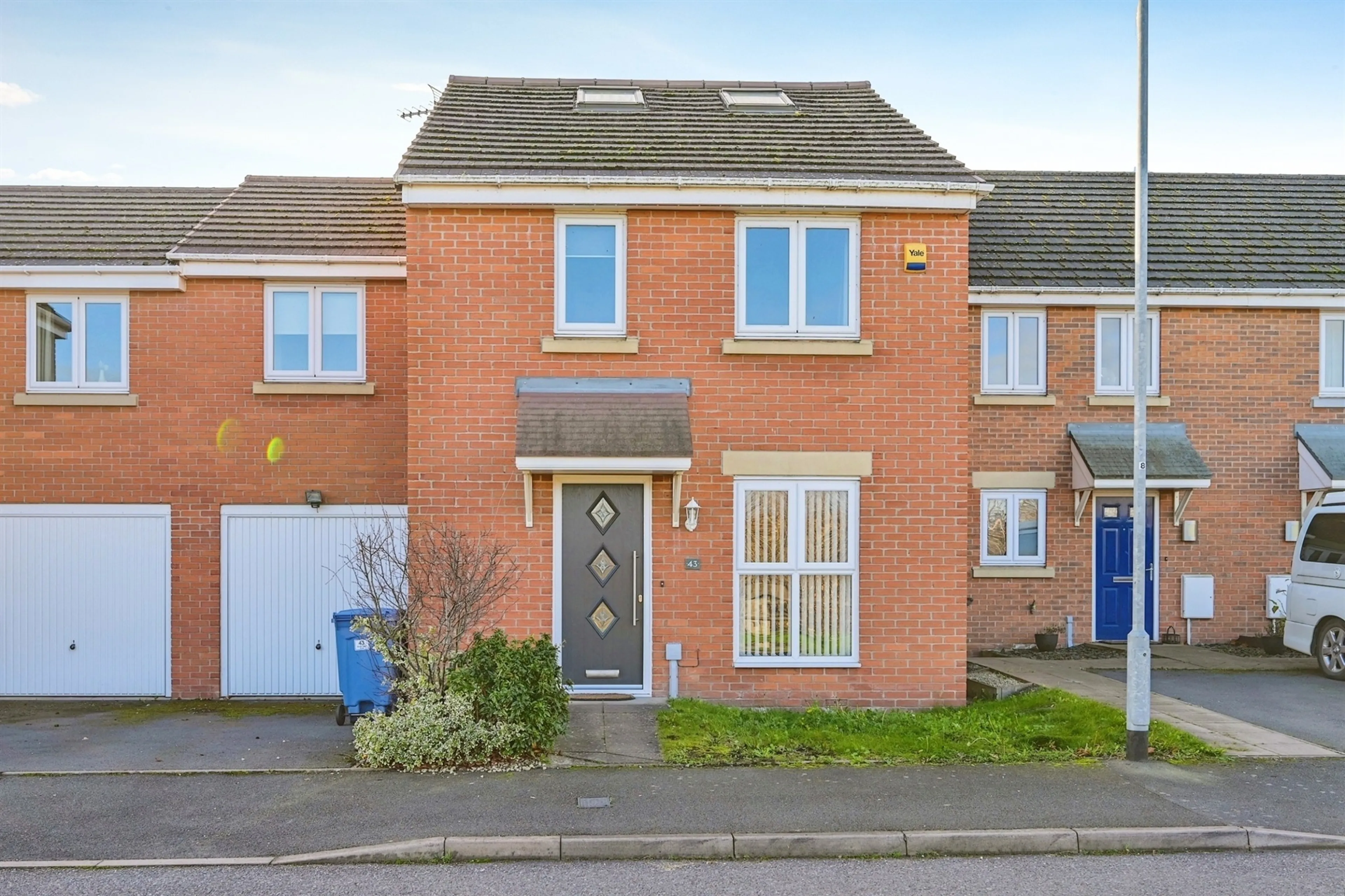 Property photo 0