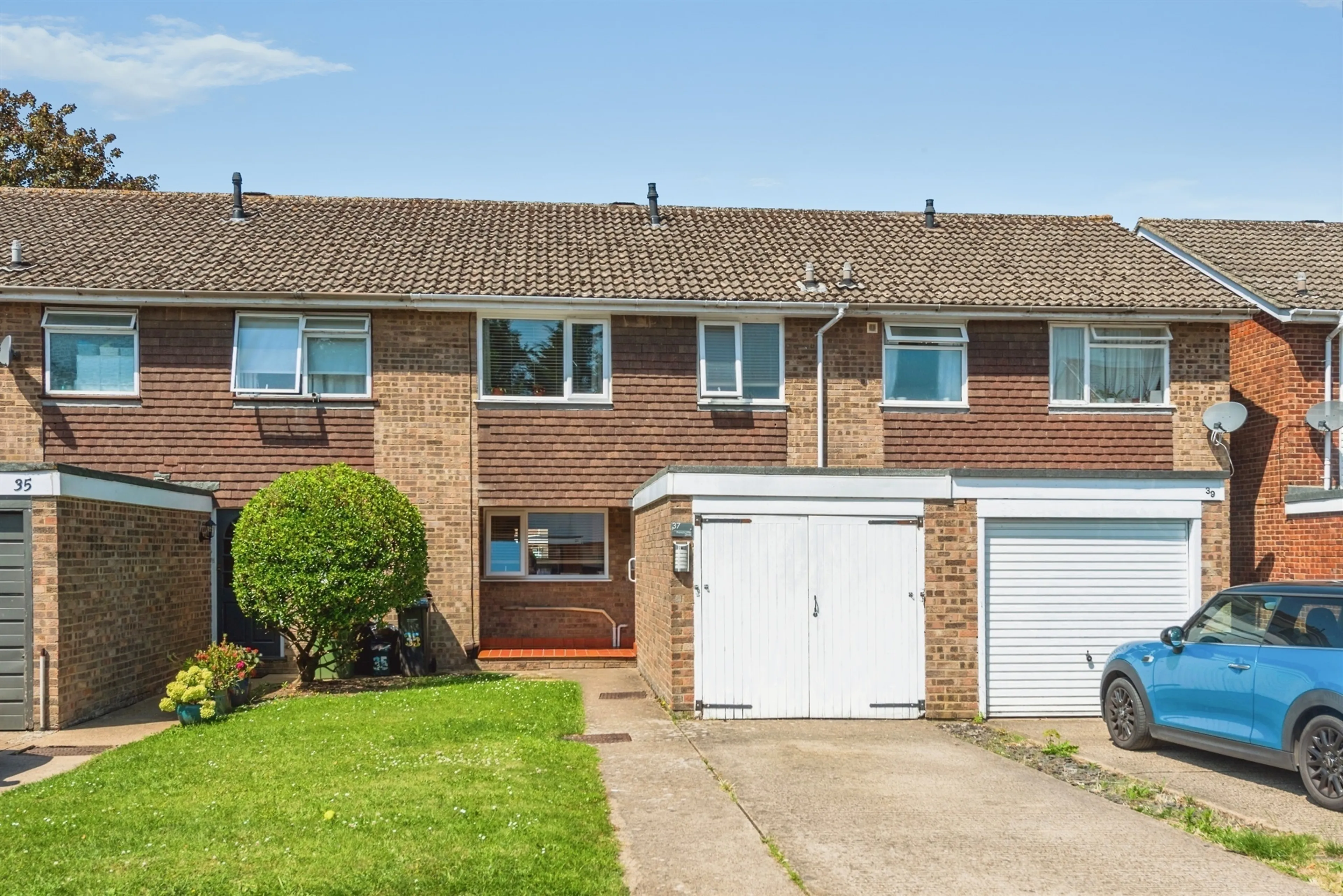 Property photo 0