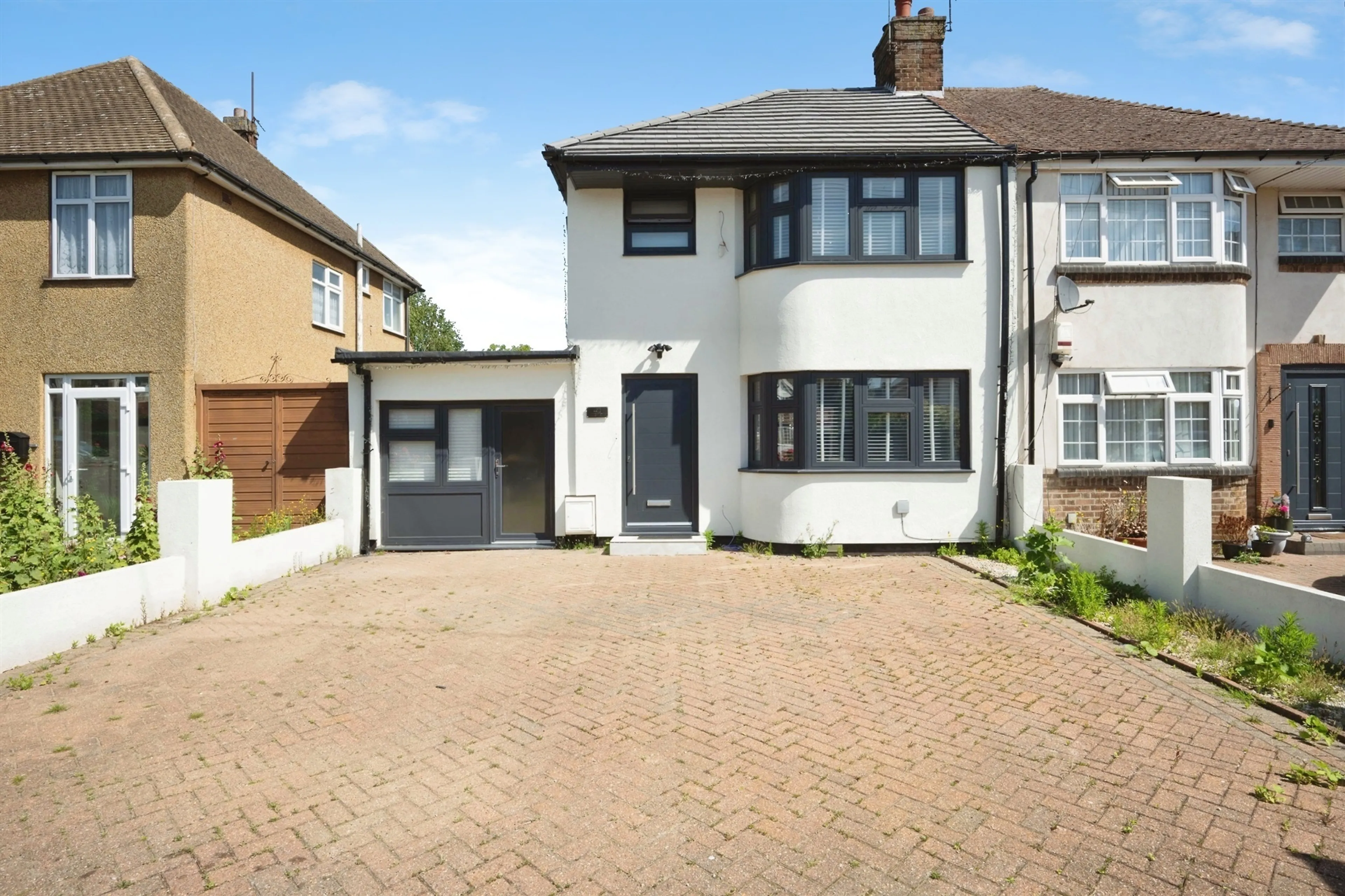 Property photo 0